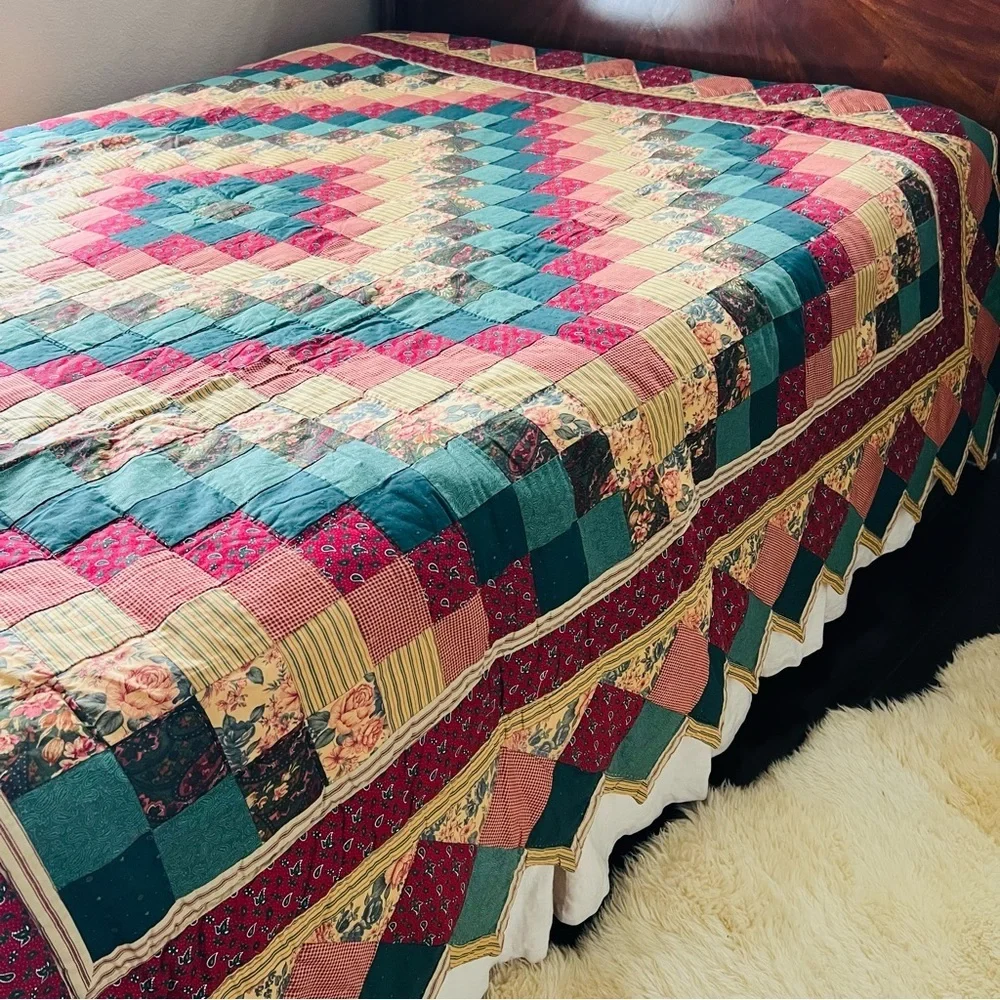 Vintage Patchwork King Size Quilt in Multicolor Design